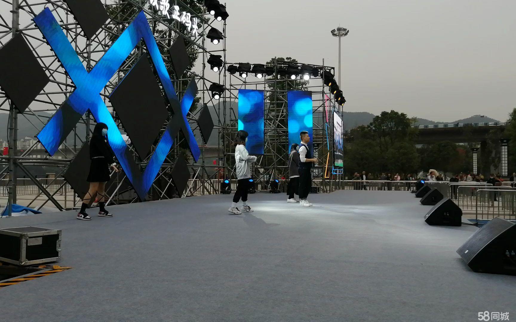 活动展会一站式服务:舞台喷绘+灯光音响+启动道具&middot;展会布置&middot;木工美陈